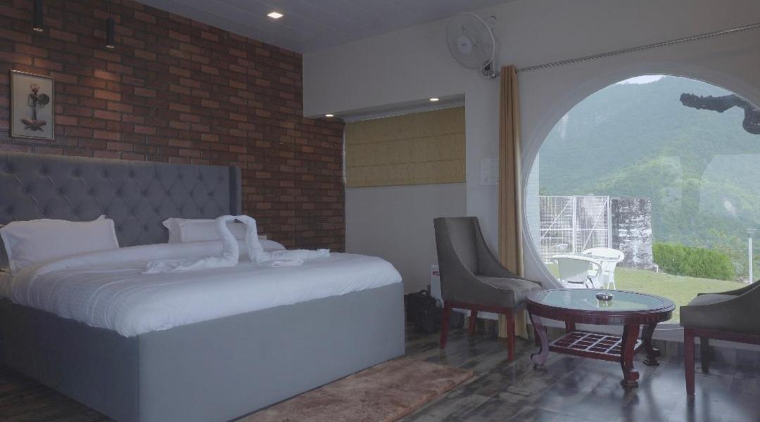 Hotel The Bohemian Casa Dehradun Extérieur photo