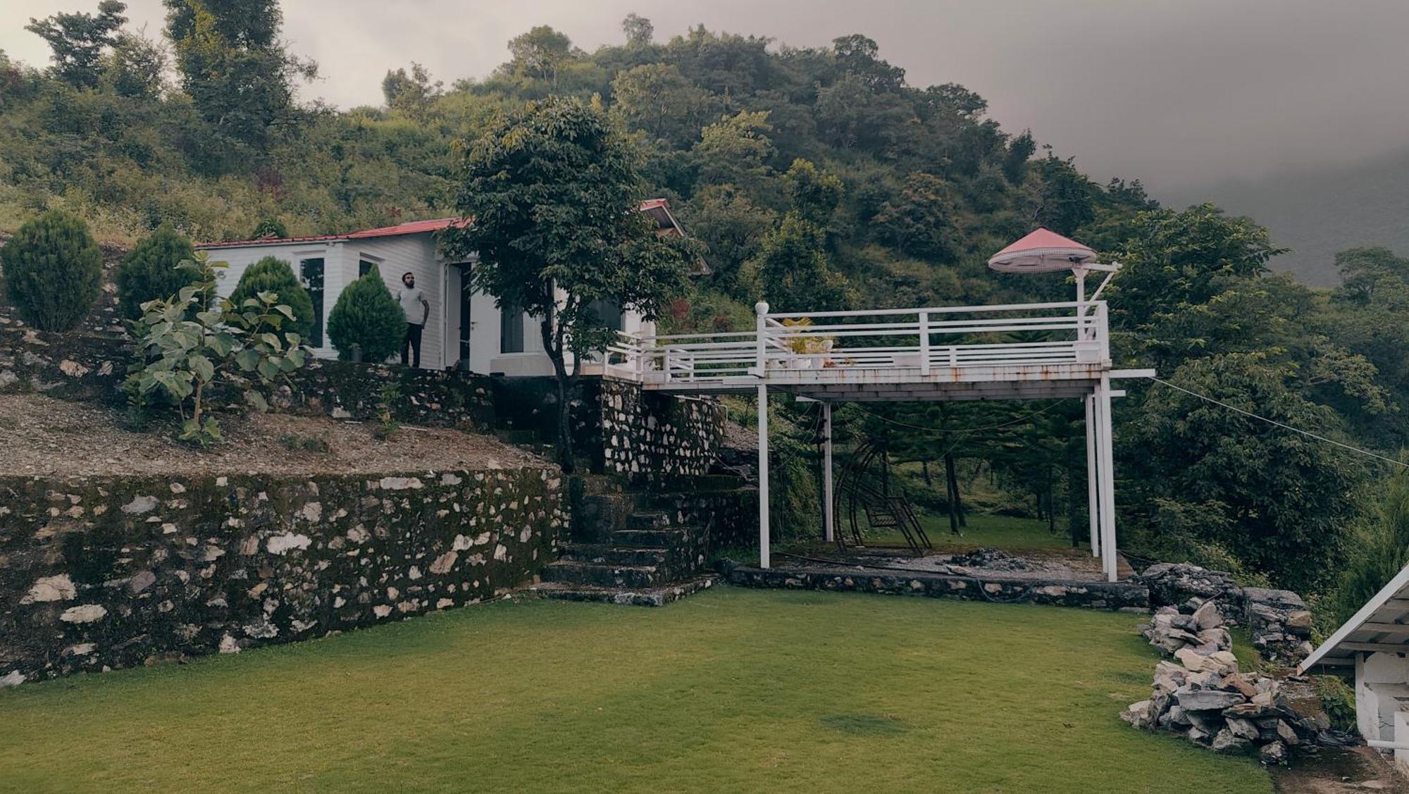 Hotel The Bohemian Casa Dehradun Extérieur photo